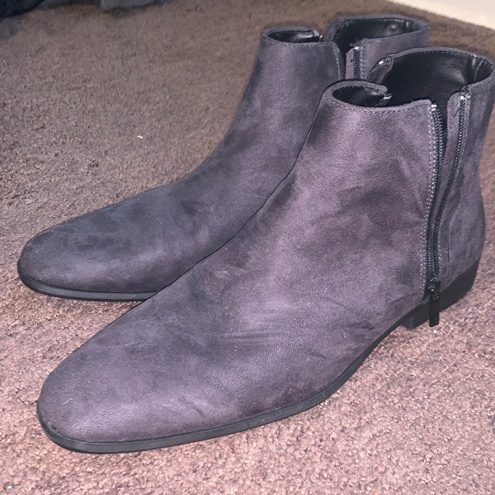 Men’s Suede Navy Calvin Klein Boots Size 11